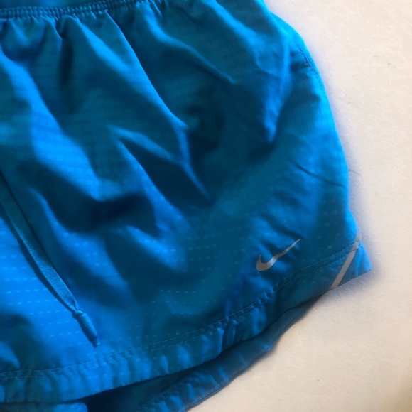 Nike DRI-FIT shorts size Small - Picture 2 of 8